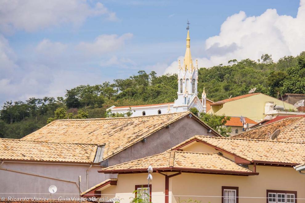 Imagem da igreja no estilo gótico de São Luiz do Paraitinga.